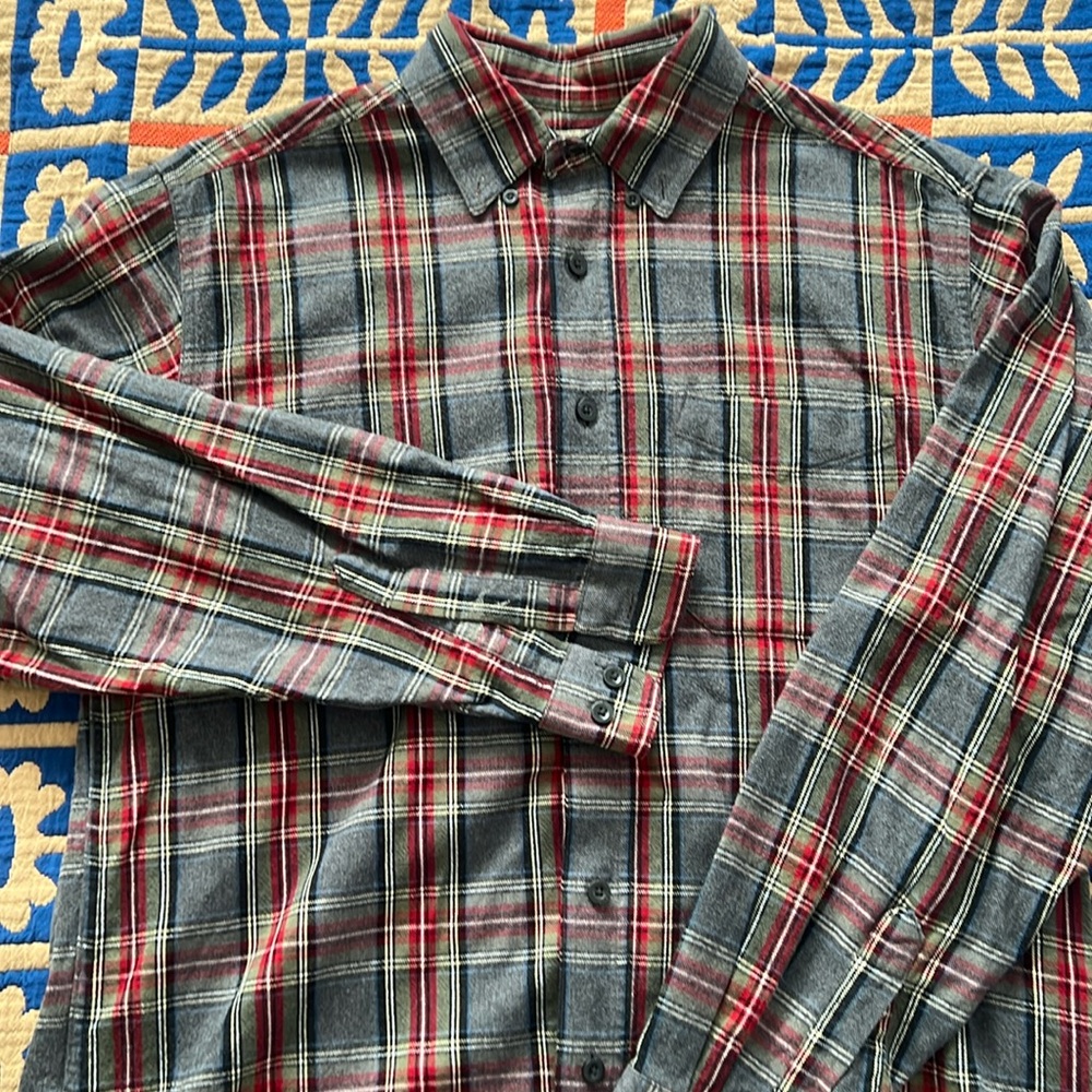 LL Bean men’s flannel button down shirt Medium